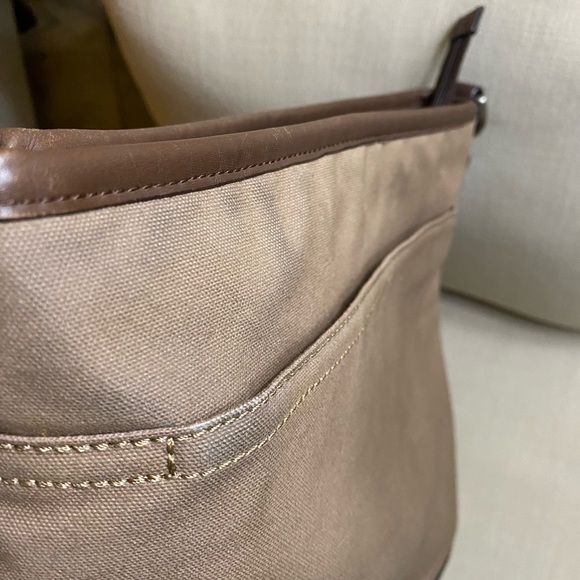 Coach Khaki Men’s Brown Camden Messenger/Shoulder Bag - Picture 9 of 14